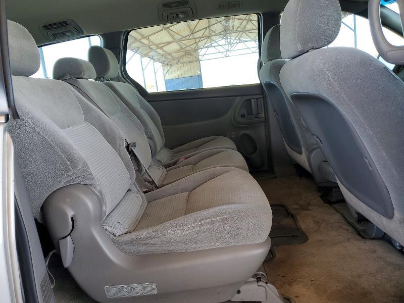 2006 Toyota Siena