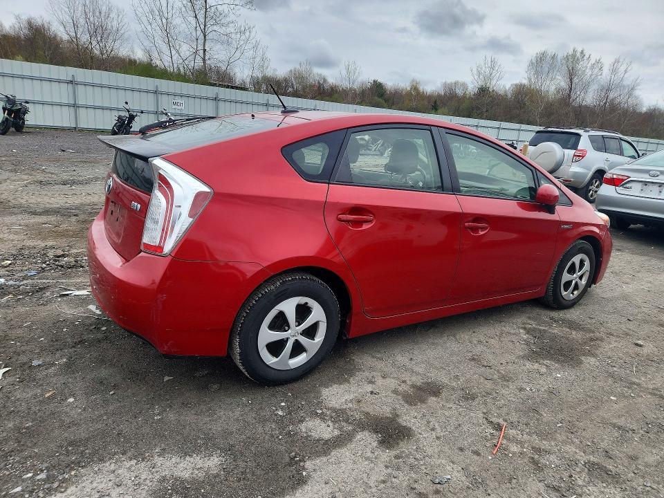 2015 Toyota Prius Three