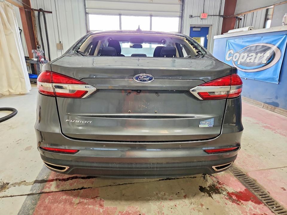 2019 Ford Fusion se