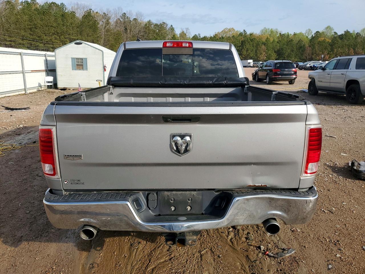 2019 Dodge 1500 Classic Laramie