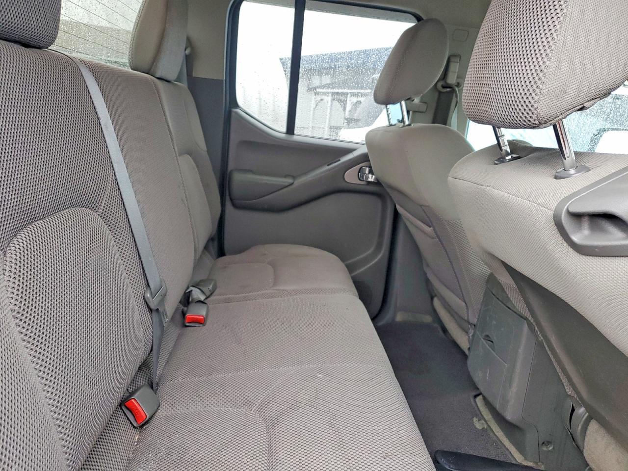 2012 Nissan Frontier S