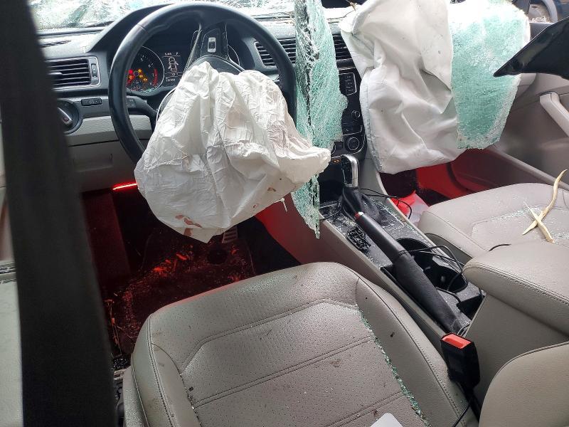 2016 Volkswagen Passat s