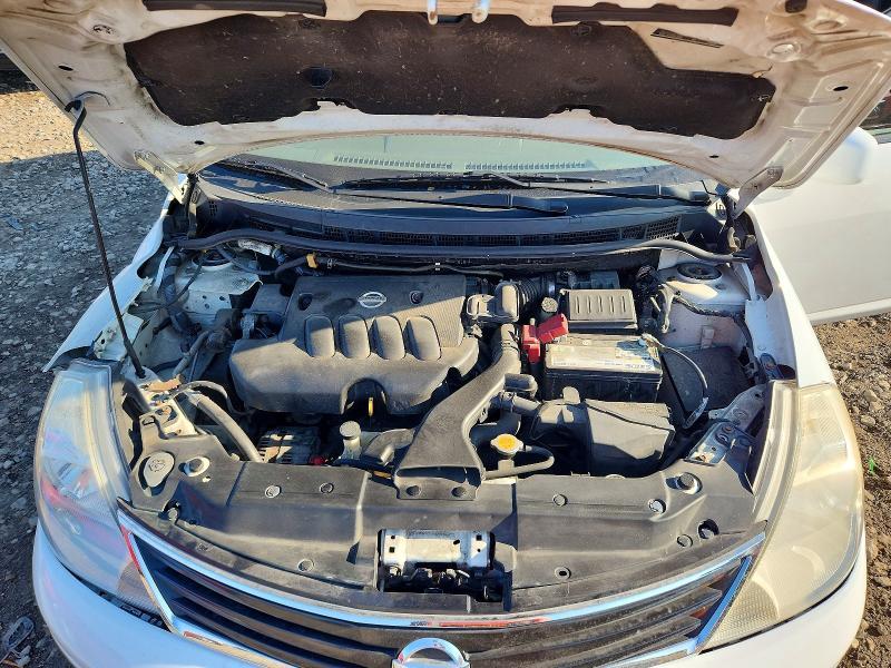 2010 Nissan Versa 1.8 s