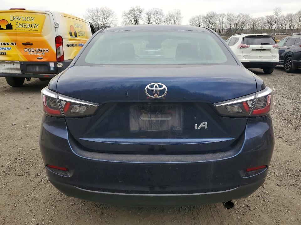 2017 Toyota Yaris ia Base