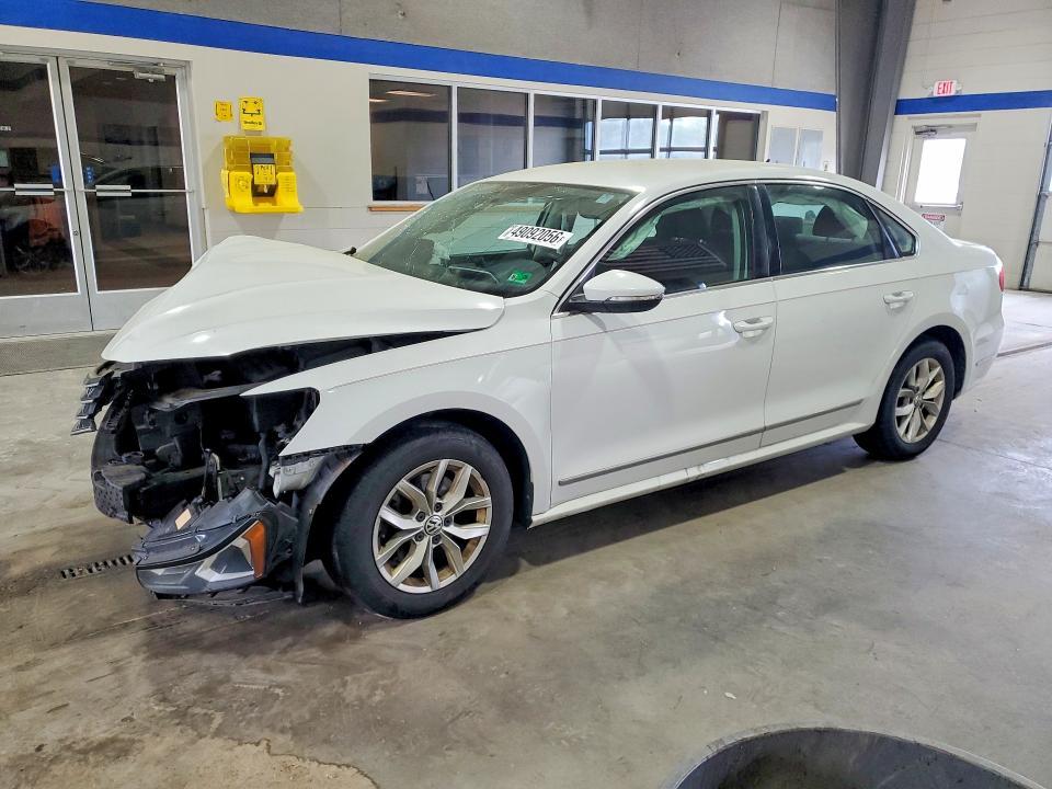 2016 Volkswagen Passat s