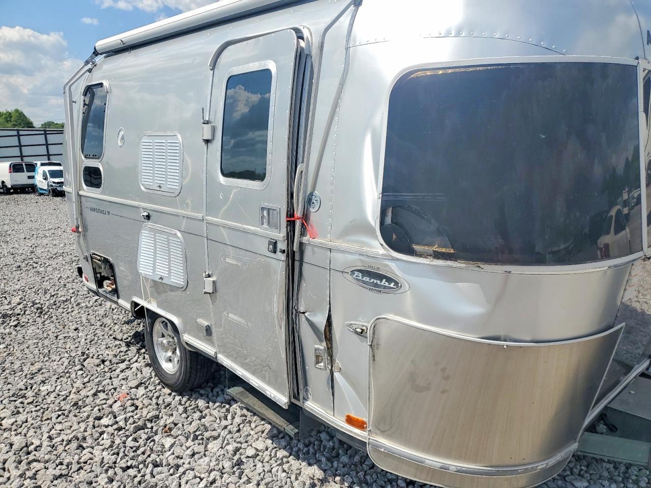 2007 Airstream Safari Camper
