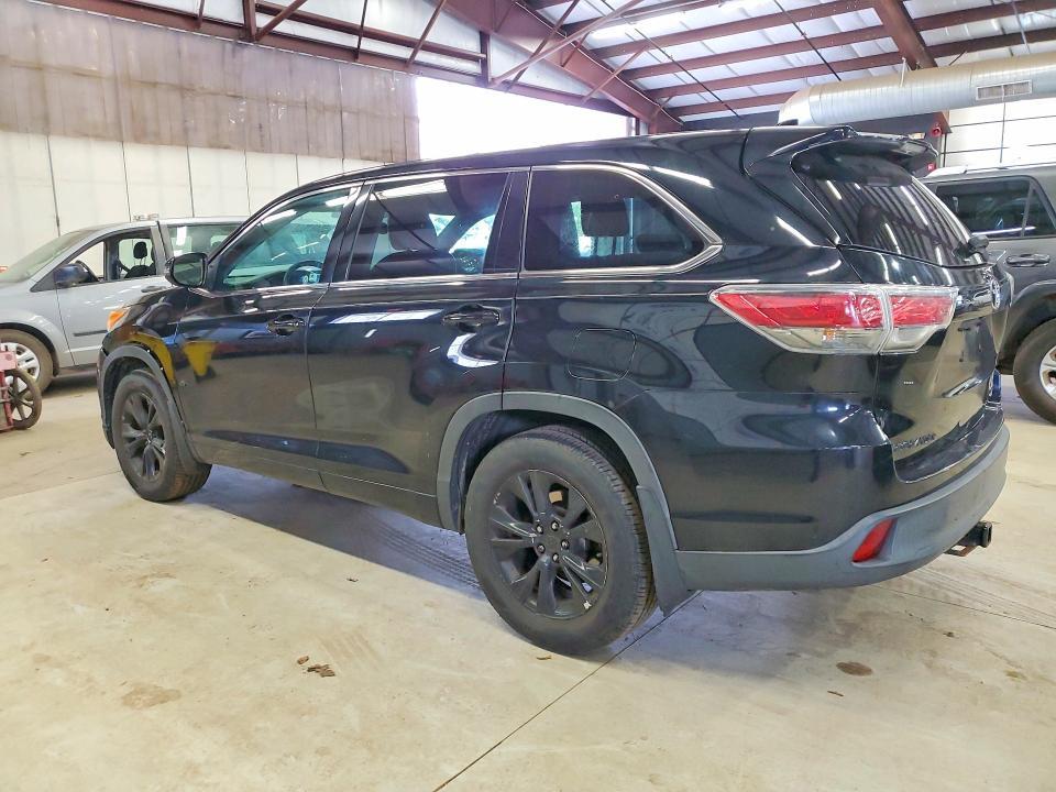 2014 Toyota Highlander le Plus