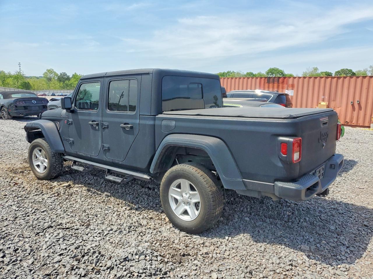 2020 Jeep Gladiator Sport