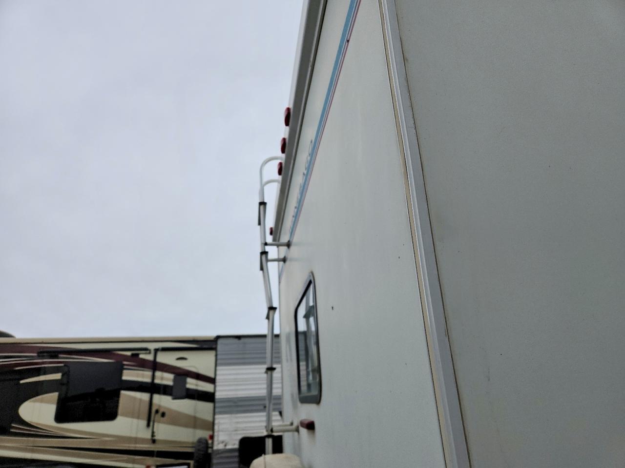 2000 Winn 2000 Chevrolet Express RV