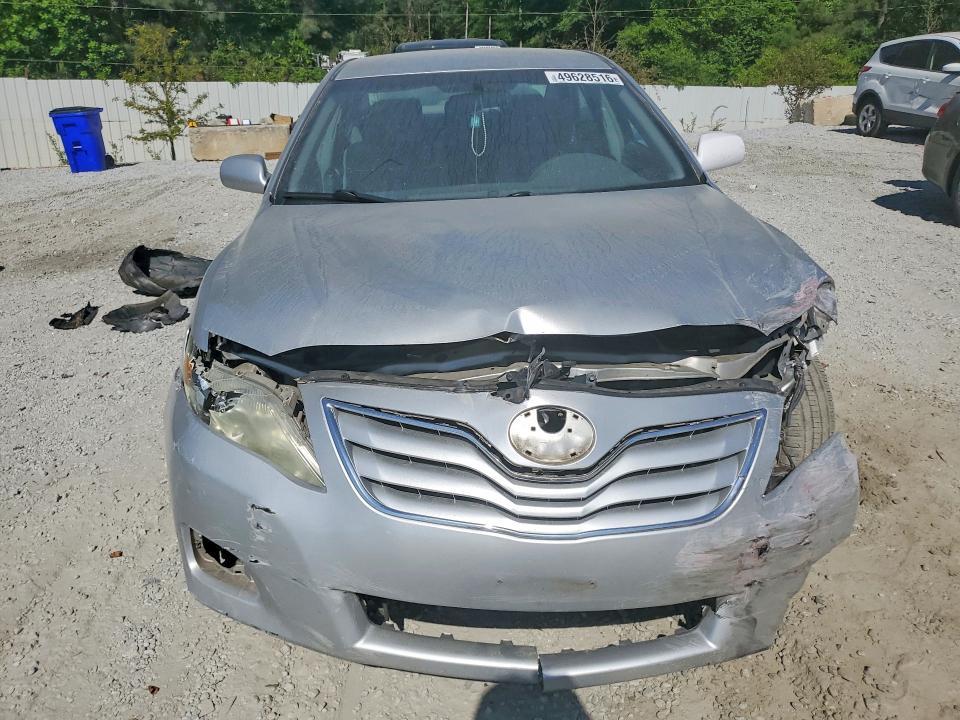 2010 Toyota Camry le