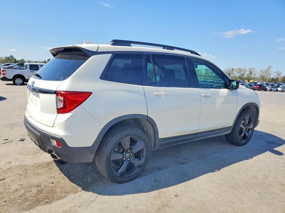 2019 Honda Passport Elite