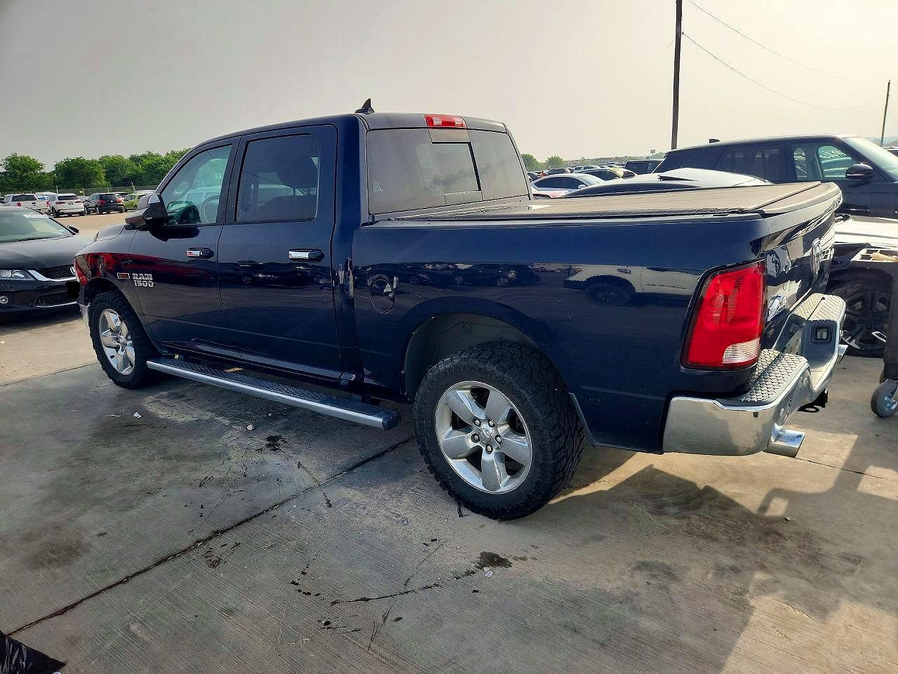 2015 Dodge RAM 1500 SLT