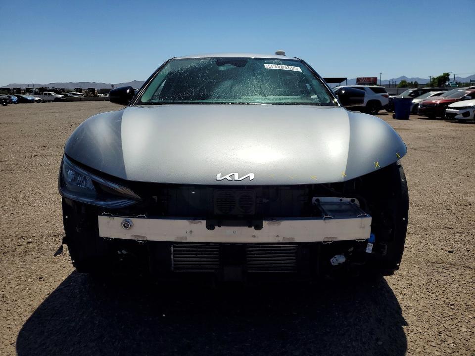 2024 KIA EV6 Wind