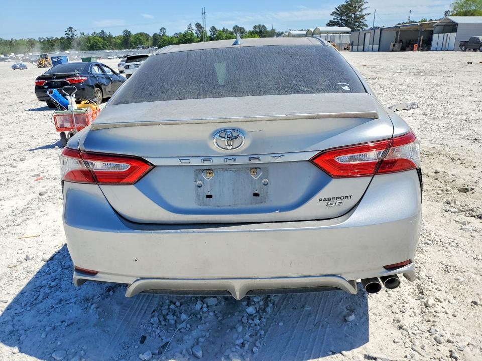 2019 Toyota Camry se