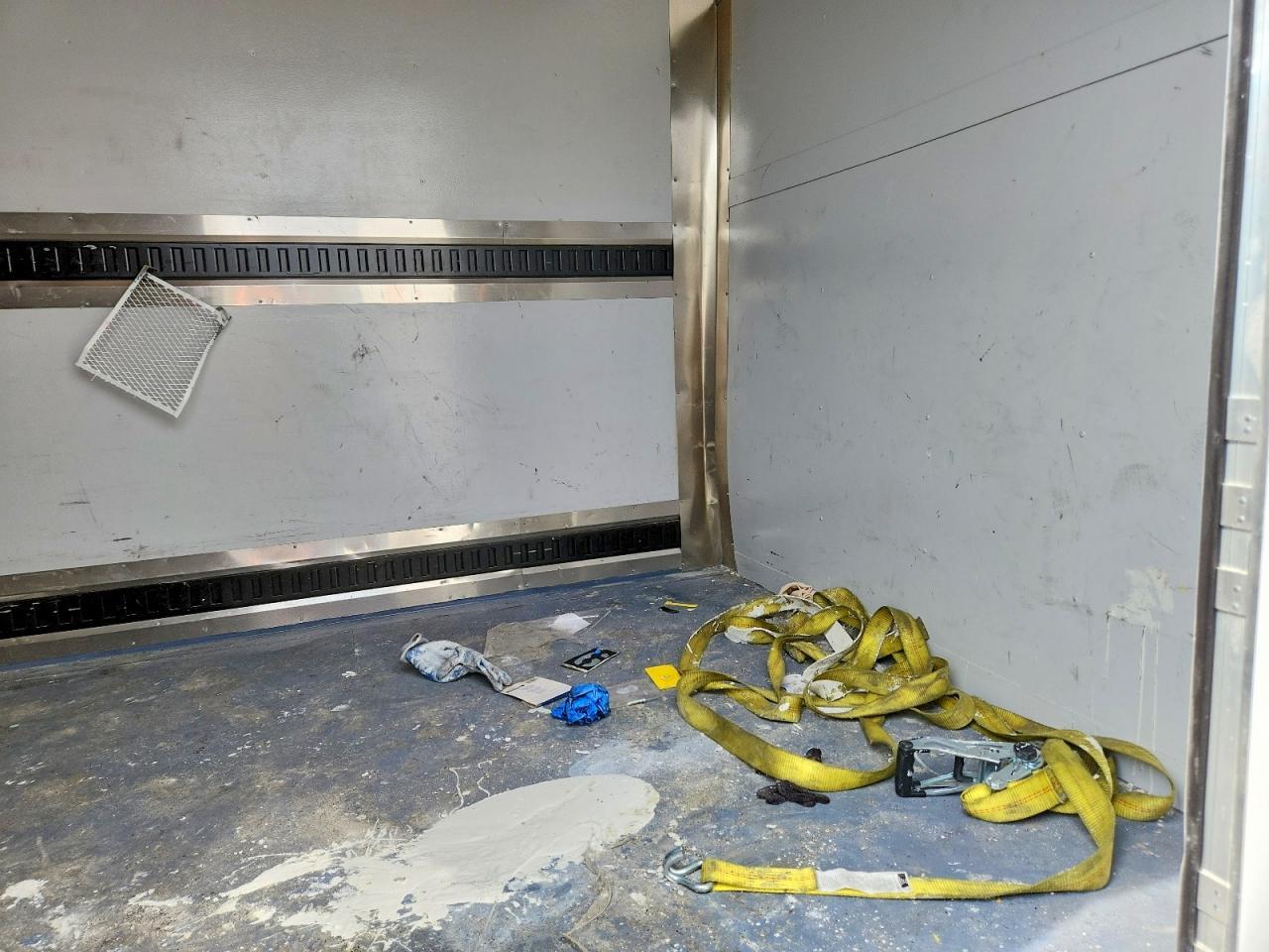 2025 United UXT-718TA70-8.5 Enclosed Cargo Trailer