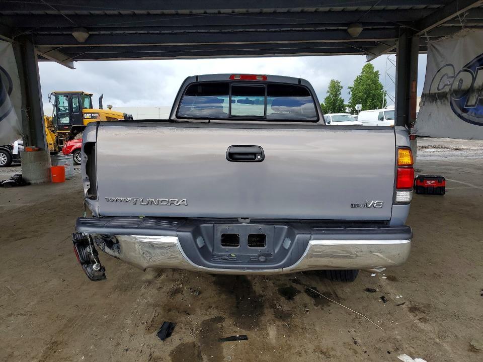 2002 Toyota Tundra SR5 V8