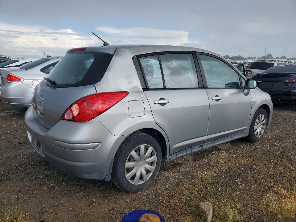 2008 Nissan Versa 1.8 s