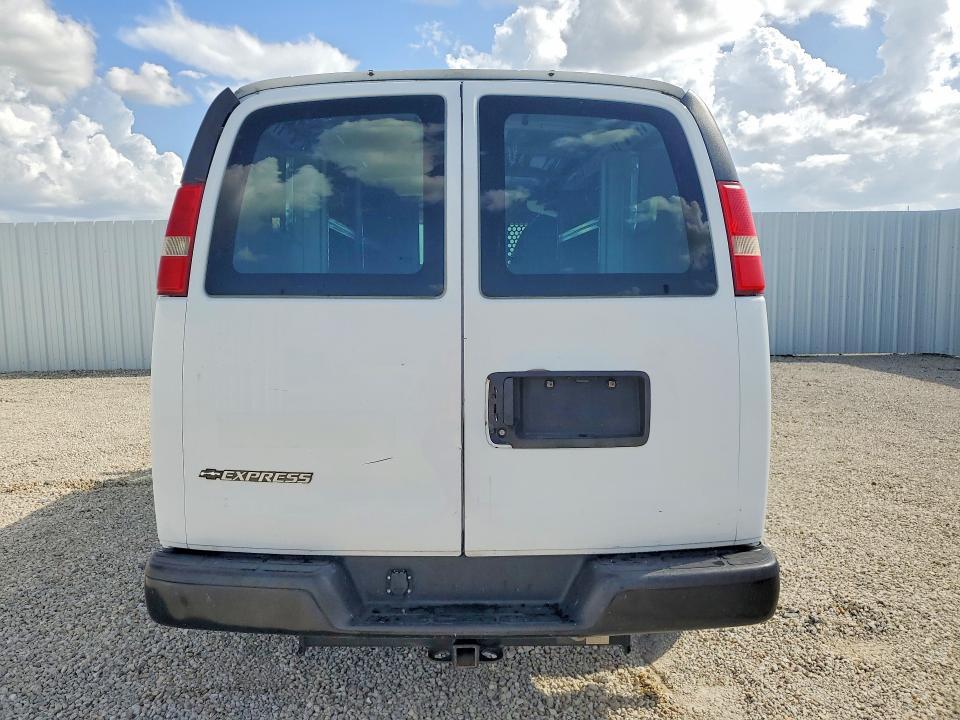 2015 Chevrolet Express 2500 Cargo Utility / Service van