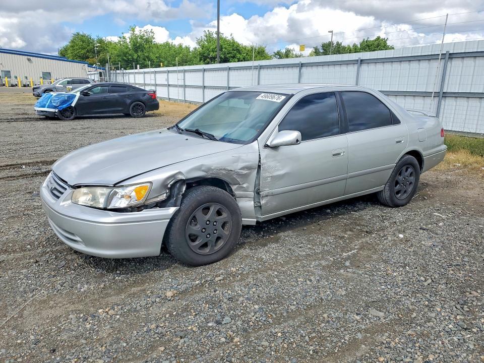 2000 Toyota Camry le V6