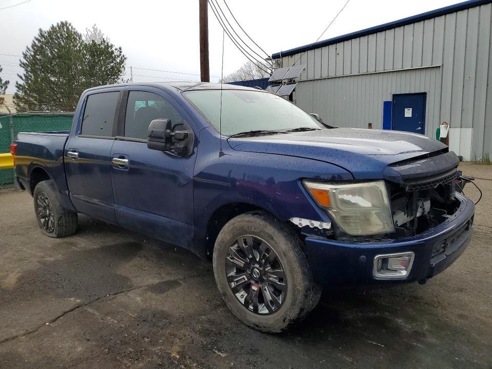 2020 Nissan Titan SV