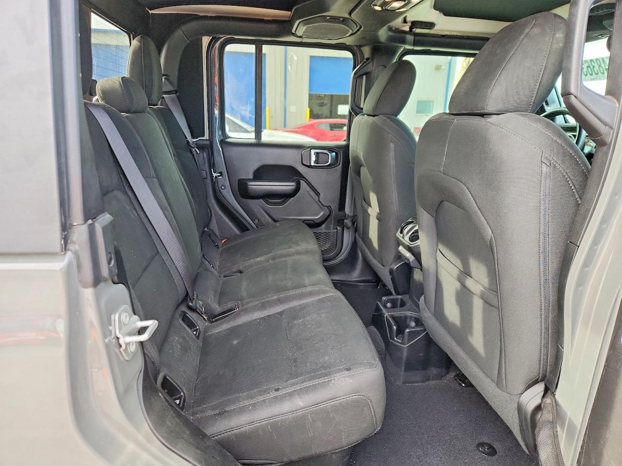 2021 Jeep Gladiator Sport