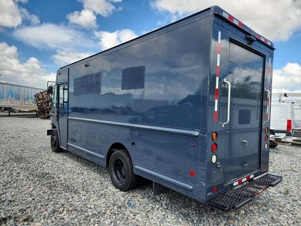 2020 Freightliner MT45G Chassis Delivery Truck