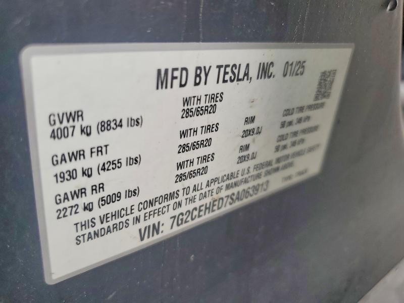 2025 Tesla Cybertruck