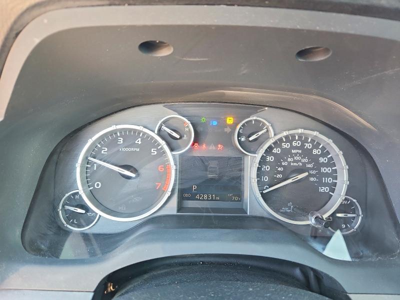 2016 Toyota Tundra Crewmax SR5