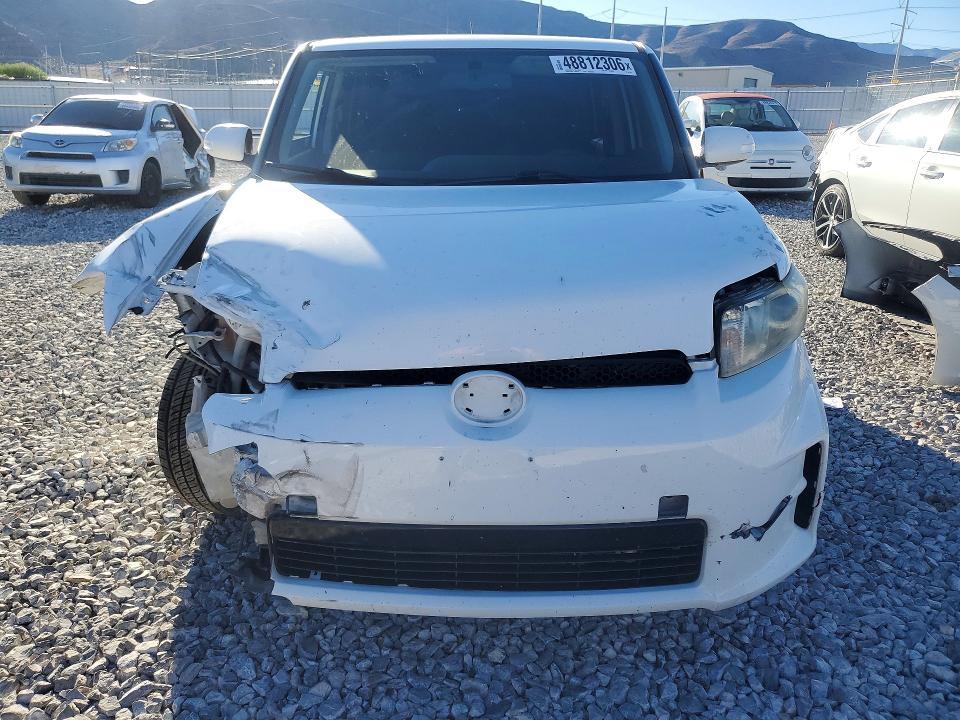 2013 Scion Xb Base