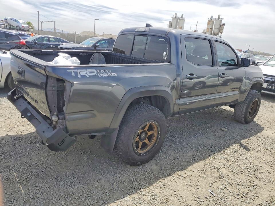 2016 Toyota Tacoma trd Off-road