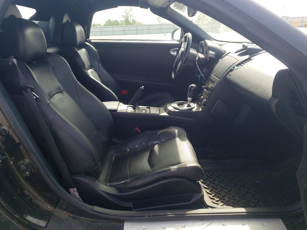 2005 Niss 350z Enthusiast