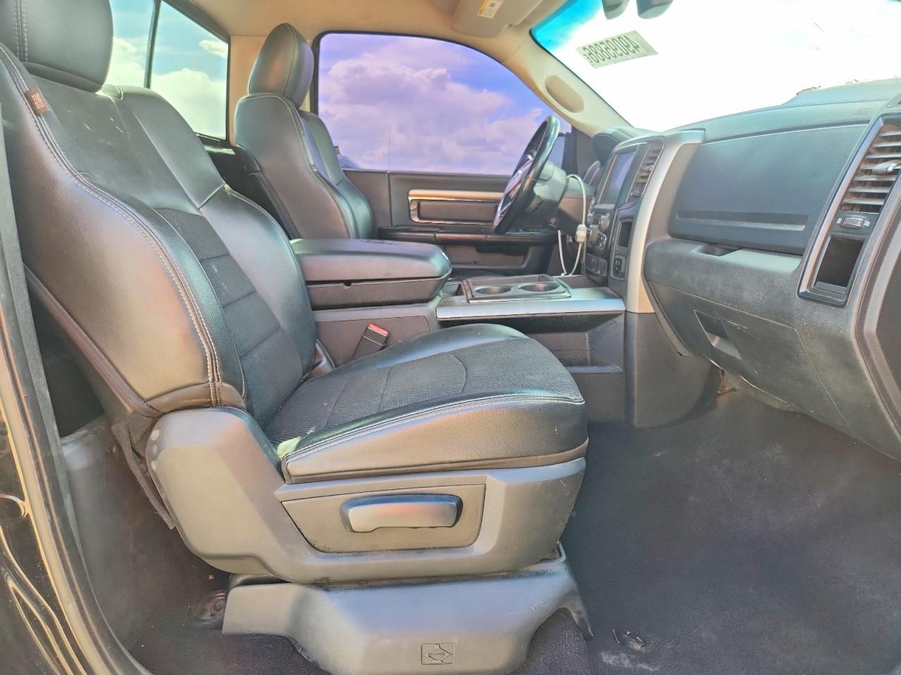 2014 Dodge RAM 1500 Sport