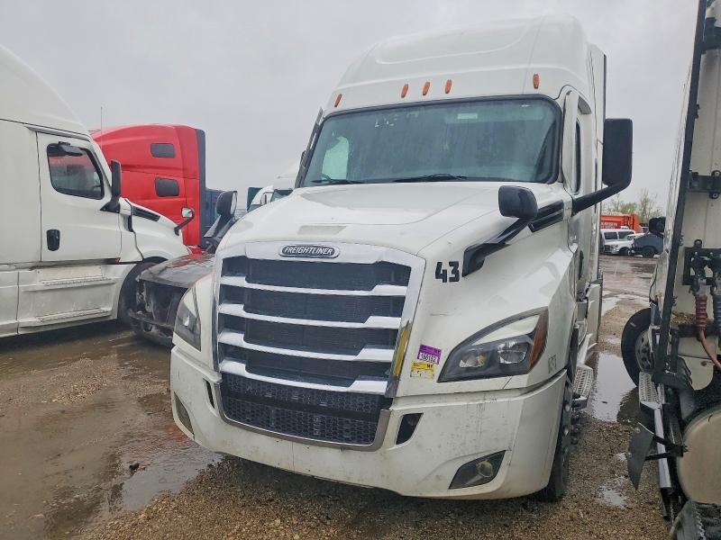 2021 Freigliner 2021 Freightliner Cascadia 126 Semi Truck