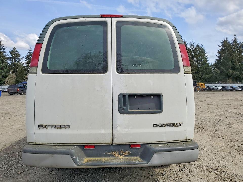 2002 Chev Express G2500