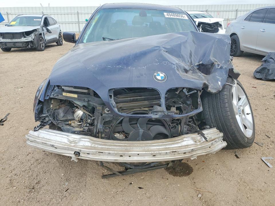 2004 BMW 325 i