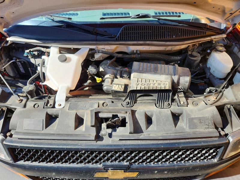 2020 Chevrolet Express box Truck