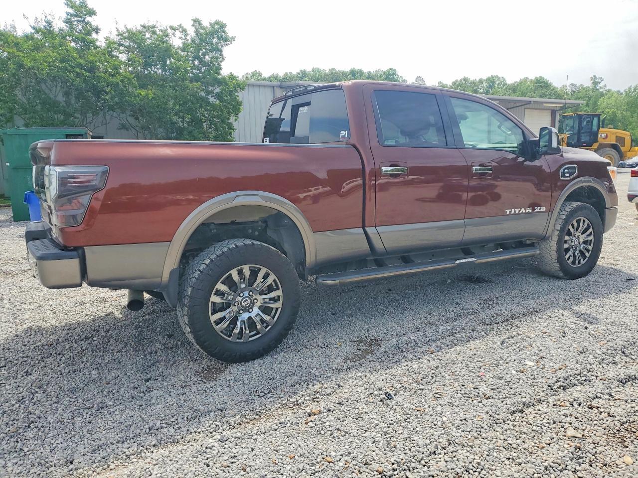2017 Nissan Titan XD Platinum Reserve