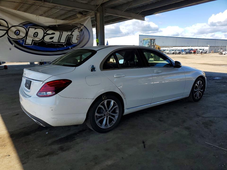 2017 Mercedes-Benz C300