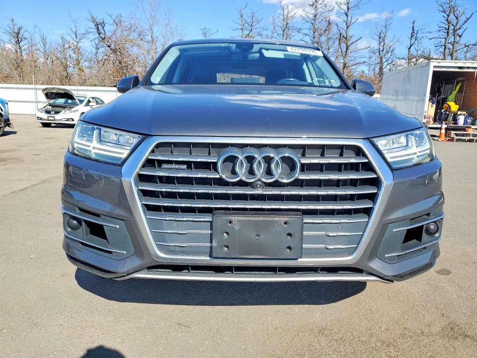 2019 Audi Q7 Prestige