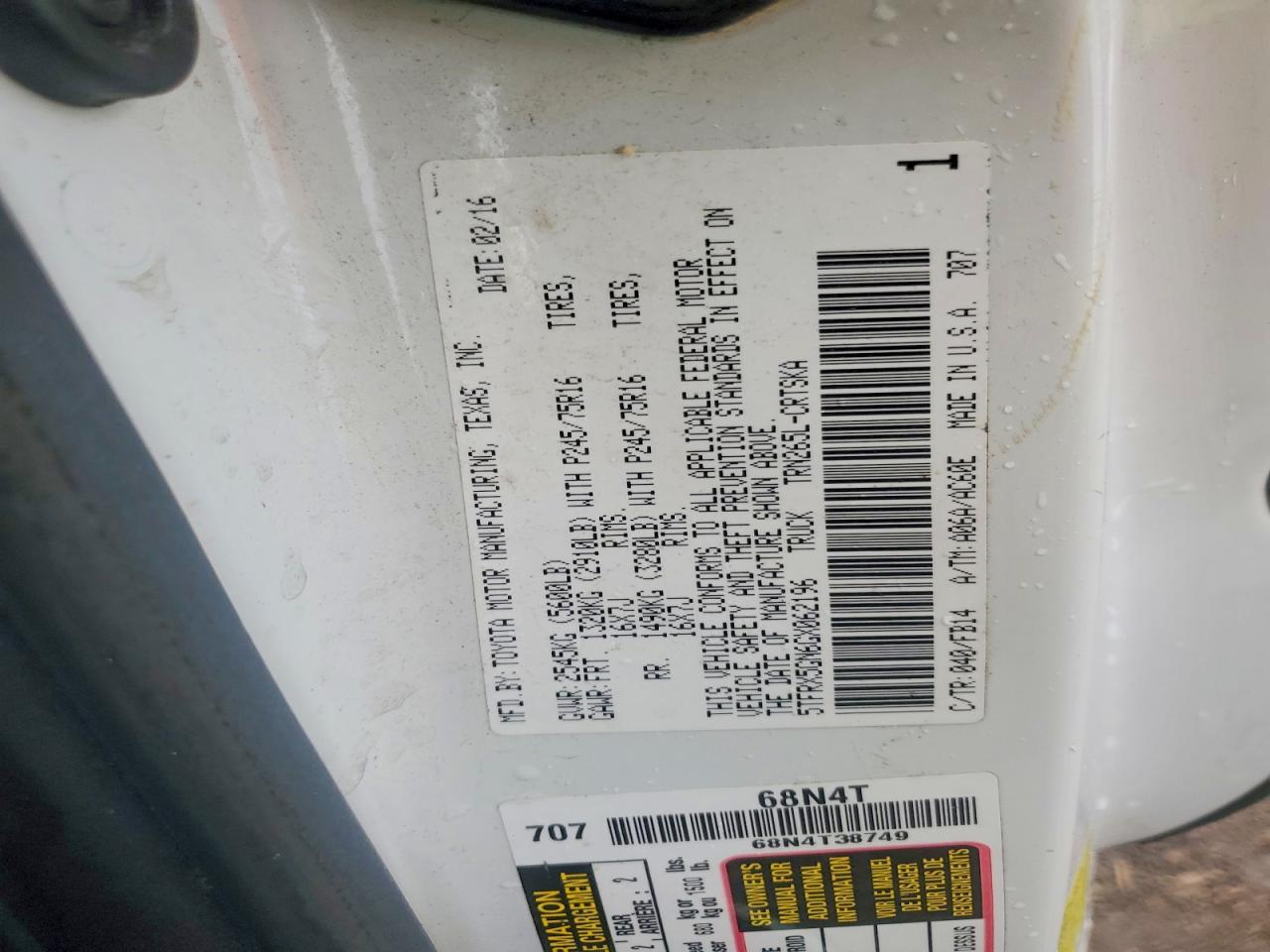 2016 Toyota Tacoma SR