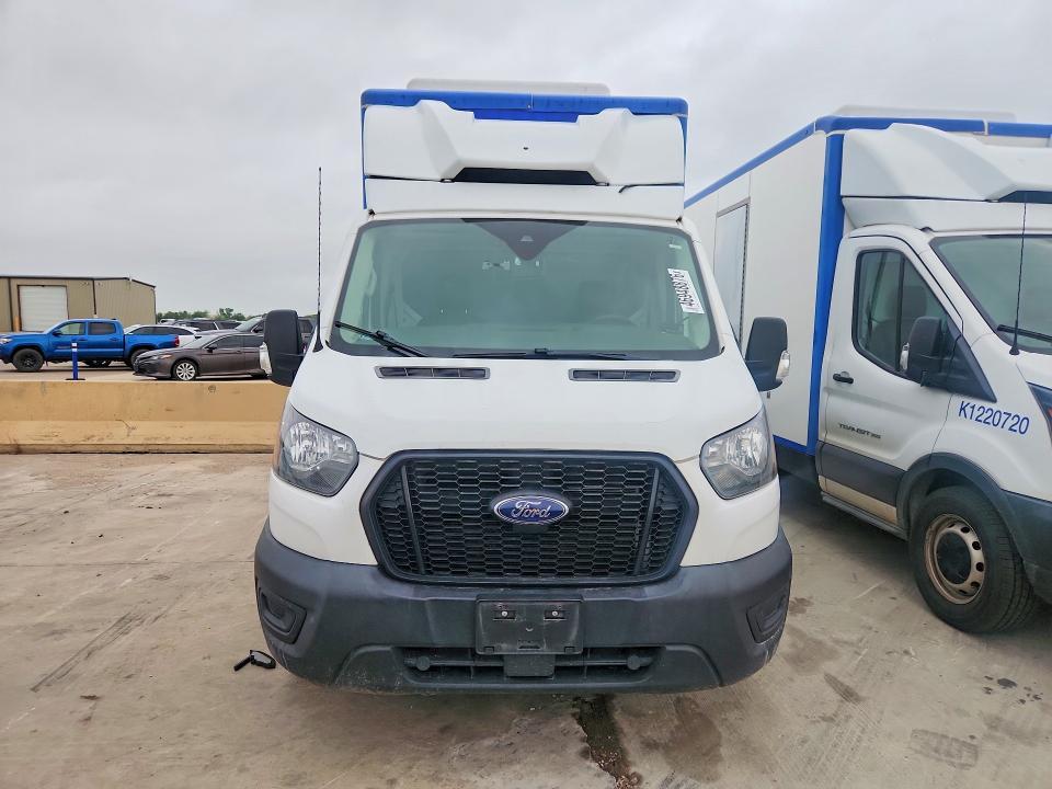 2022 Ford Transit Delivery Truck