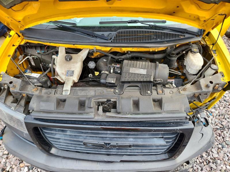 2019 GMC Savana BOX Truck