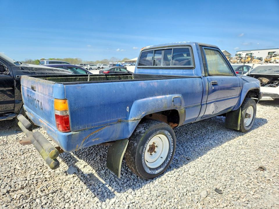 1985 Toyota Pickup Base