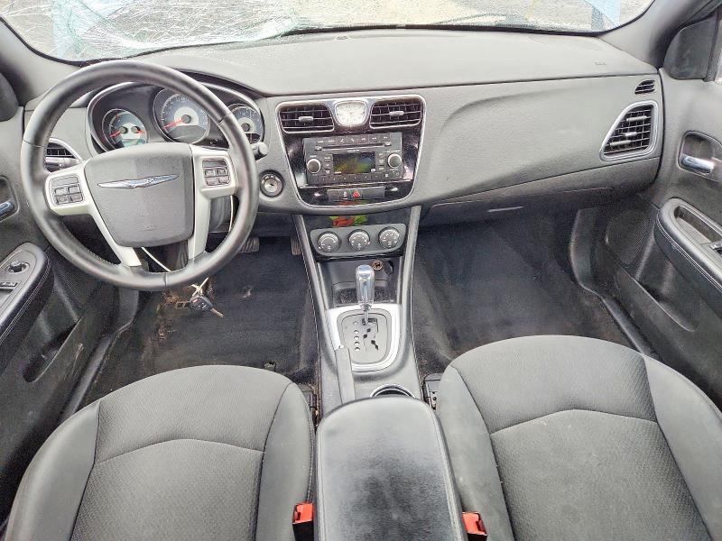 2011 Chrysler 200 Touring