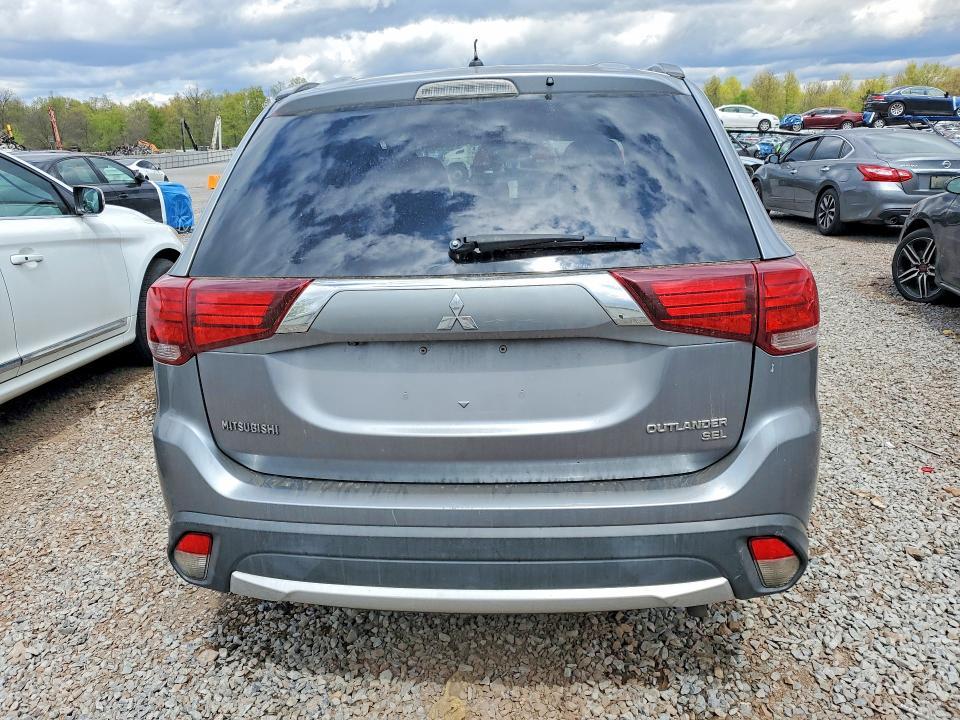 2016 Mitsubishi Outlander se