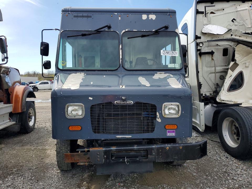 2020 Freightliner MT45G Delivery Truck
