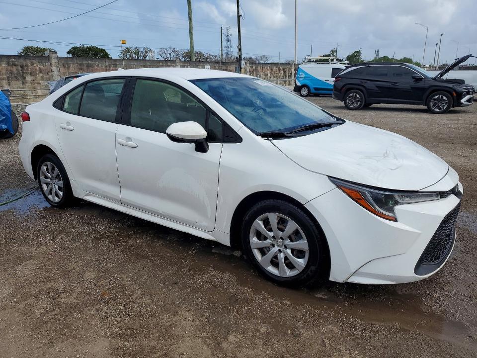 2022 Toyota Corolla le