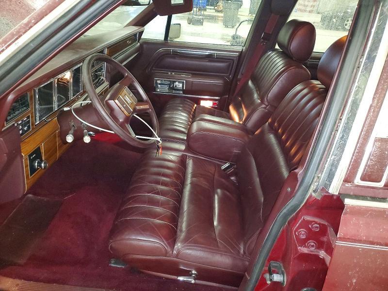 1988 Lincoln Townhouse Town car