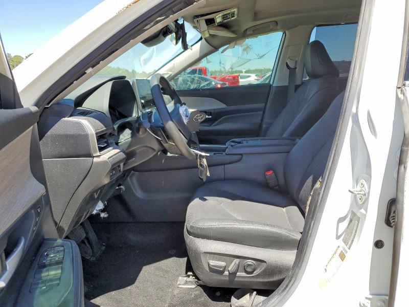 2024 Toyota Grand Highlander Platinum