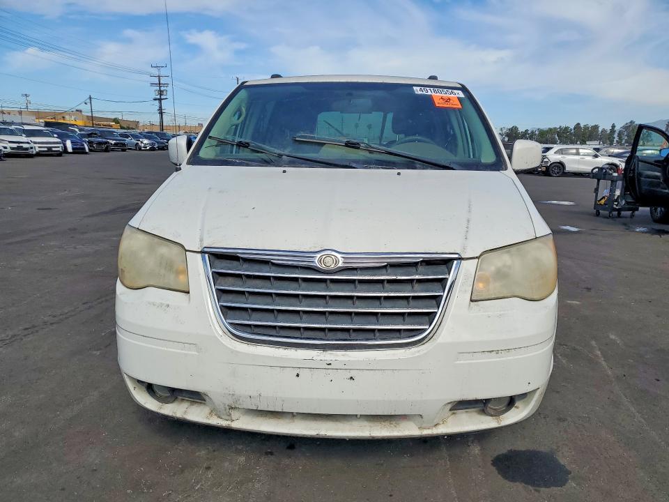 2010 Chrysler Town & Country Touring